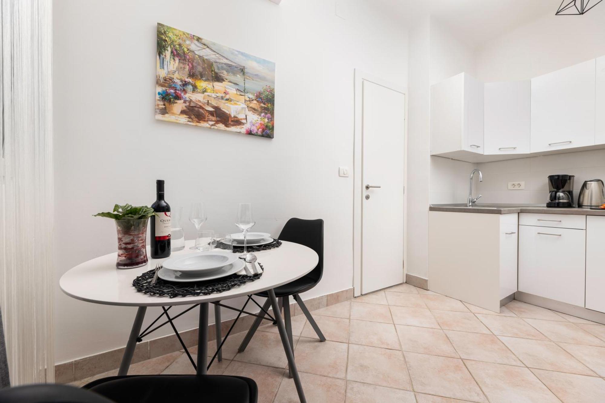 Apartments Lacrima * Silo (Krk)